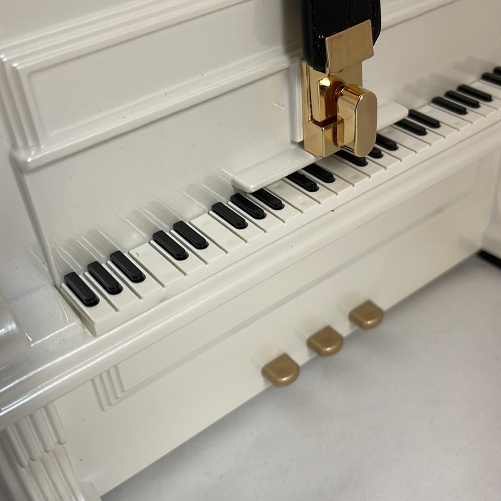 🆕 White Piano Crossbody Novelty Purse Bag - Picture 3 of 12